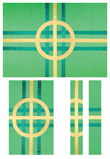 Picture of Convergence Kelly Dupioni 3-Piece Parament Set