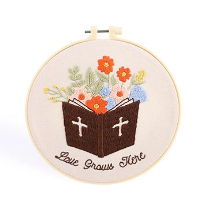 Picture of Embroidery Kit - Love Grows Here 20.5CM