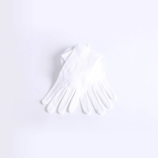 Picture of Glove White Plain Medium